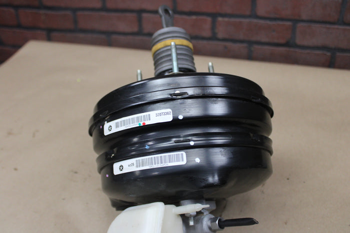 2011-2014 Dodge Challenger SRT8 Power Brake Booster Master Cylinder 04581645AB