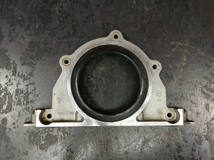 6.4/5.7 Engine Rear Main Crankshaft Oil Seal Housing Cover Plate 53021337ab