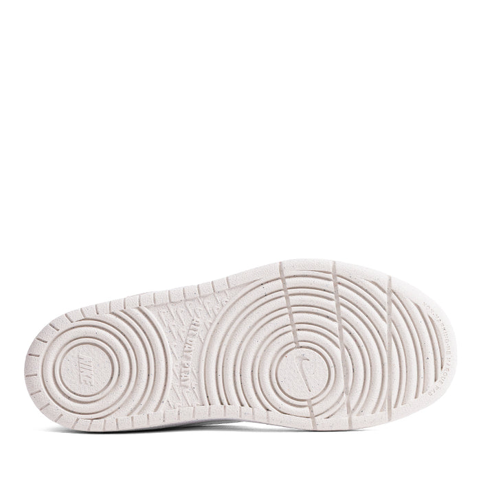 NIKE-COURT BOROUGH LOW BBALL (PS) - available at RUBINO