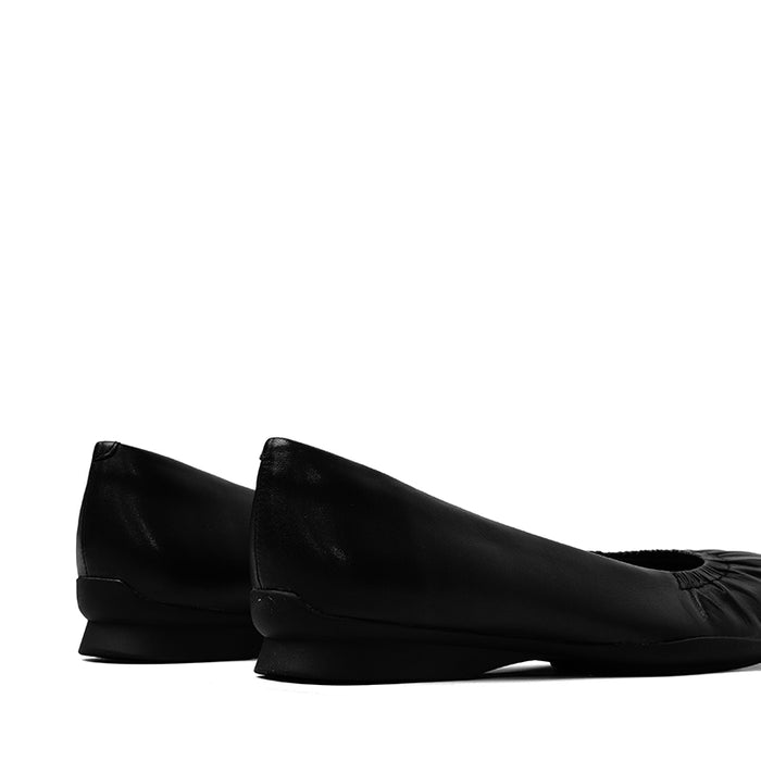 CLARKS-JAZMYNN LO - available at RUBINO