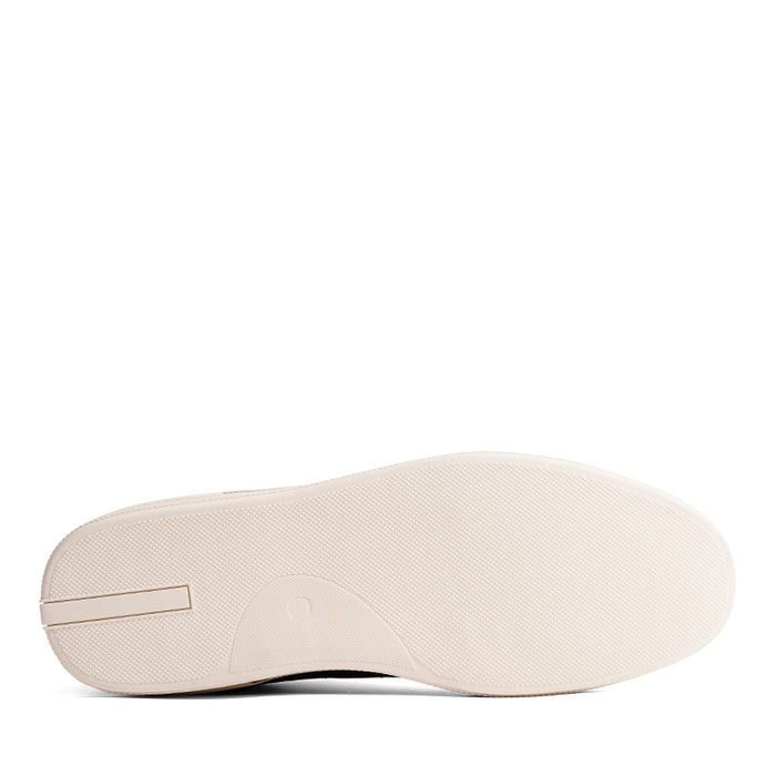 STEVE MADDEN-MALPENZA - available at RUBINO