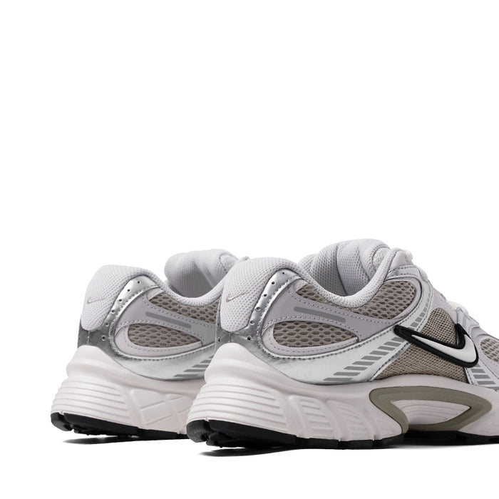 NIKE-V5 RNR W - available at RUBINO